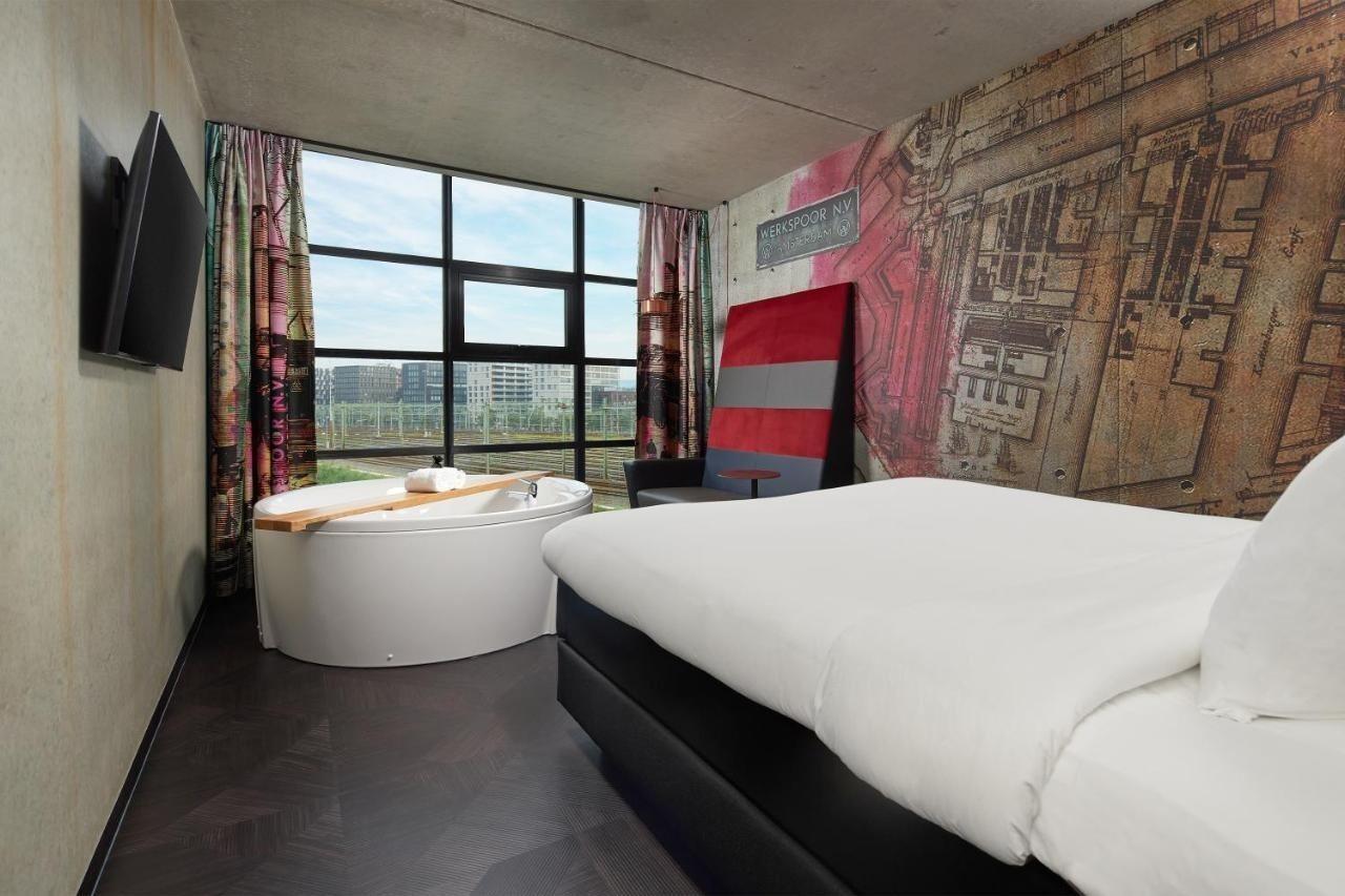 Inntel Hotels Amsterdam Landmark Dış mekan fotoğraf Room at the Wisteren Hotel